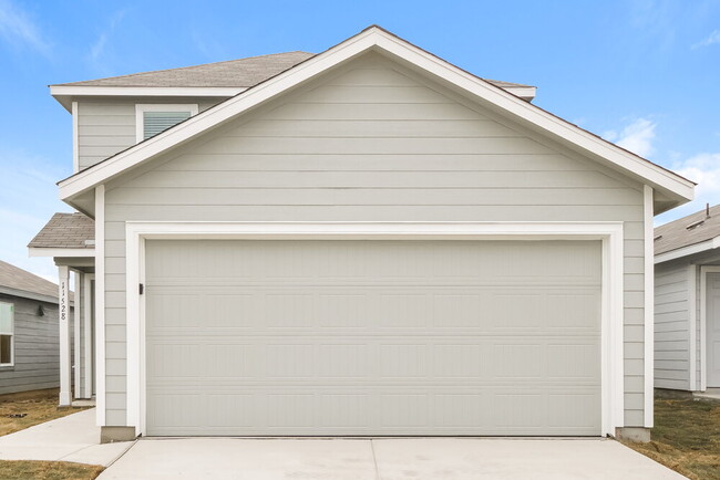 Building Photo - 11528 Chestnut Barr Dr