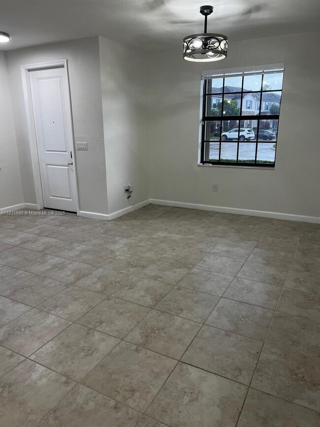 Building Photo - 11512 SW 151 Ave