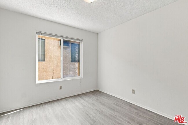 Building Photo - 3600 Bagley Ave
