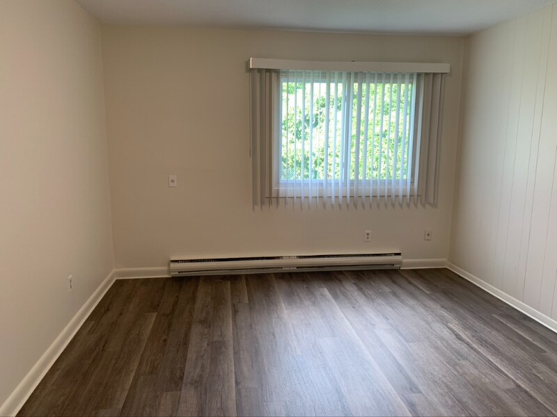 Building Photo - 10 Belchertown Rd
