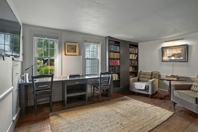 Building Photo - 199 Upland Farm Rd