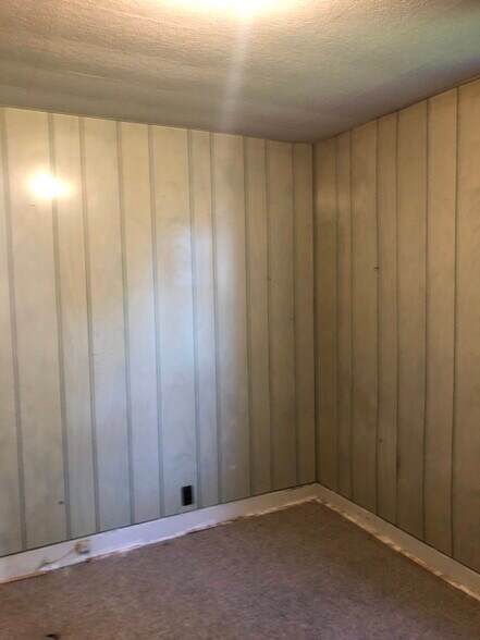 Building Photo - 12620 Moran St