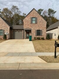 Building Photo - 1172 Stonebrook Ln