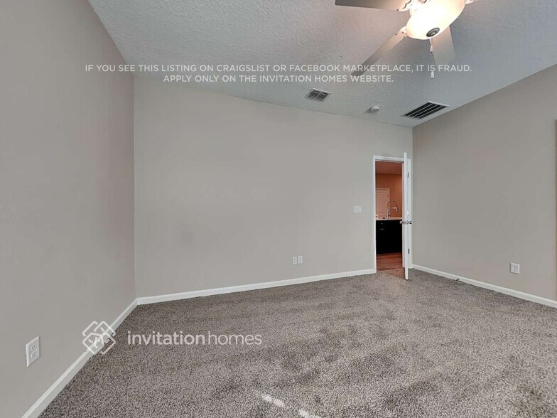 Building Photo - 9871 Lemon Balm Wy