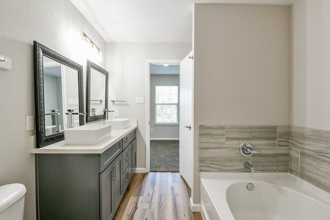 Building Photo - 20807 Lansing Ridge Ln