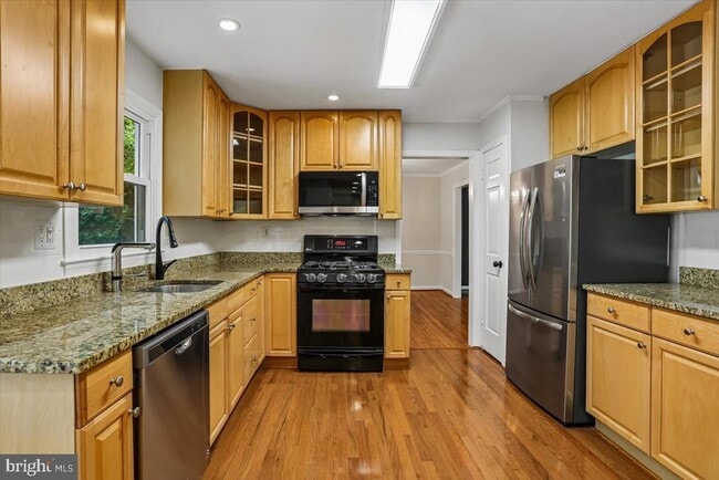 Building Photo - 9707 Stoneybrook Dr