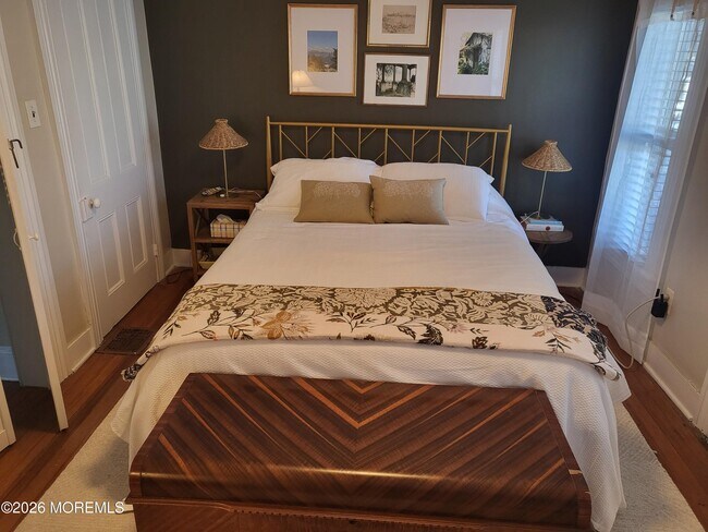 Building Photo - 80 Heck Ave