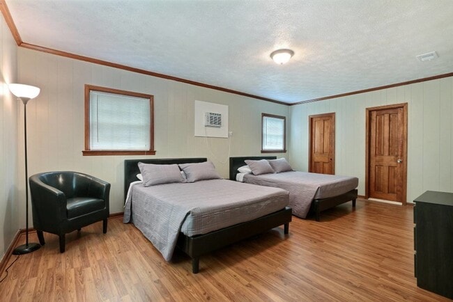 Building Photo - Large 3BR/2BA Ardsley Park House For Rent