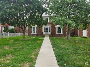 Building Photo - 1798 Northwest Blvd