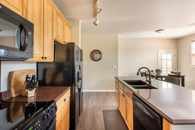 Building Photo - 15460 Canyon Gulch Ln