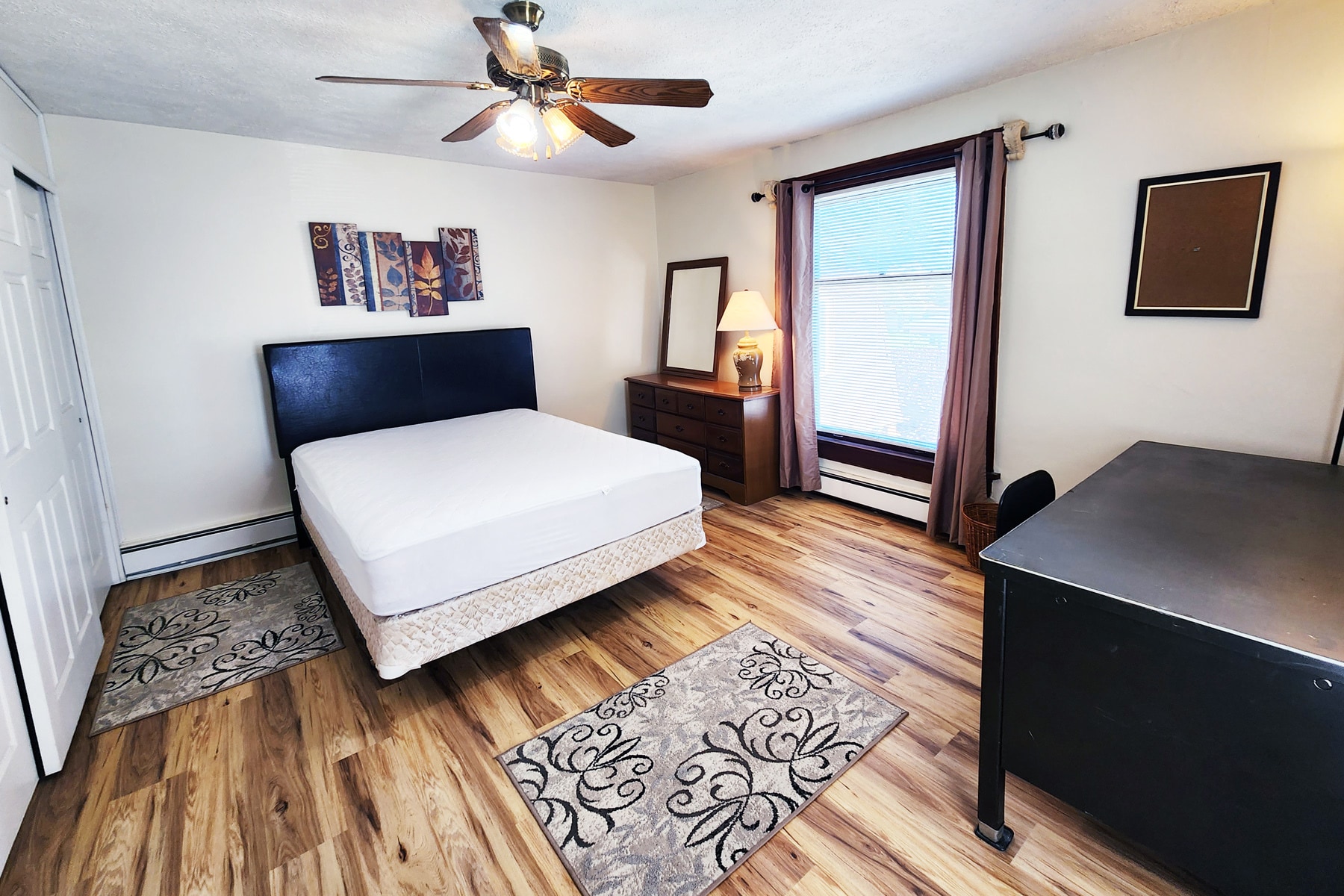 New Queen Bed - 2706 Buffalo Rd