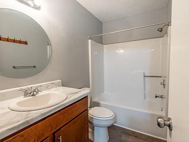 Building Photo - 3 Bed 2 Bath 2 Car Garage 1/2 off 1st Months Rent