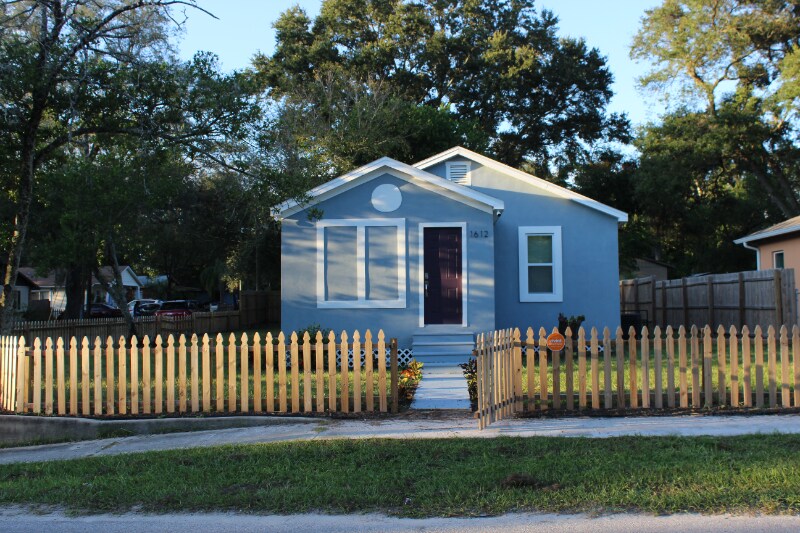 Building Photo - 1612 E Sitka St