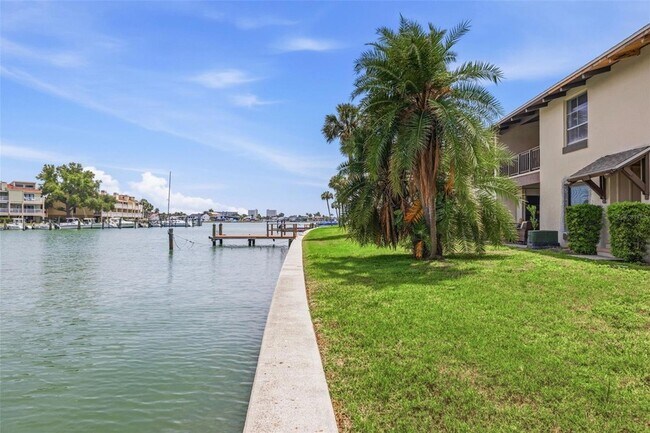 Building Photo - 554 Plaza Seville Ct