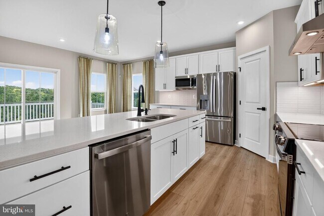 Building Photo - 130 Mckittrick Dr