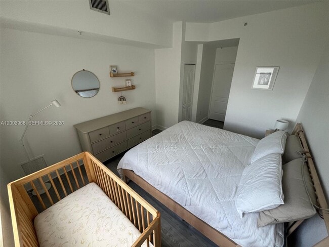 Building Photo - 1830 Radius Dr