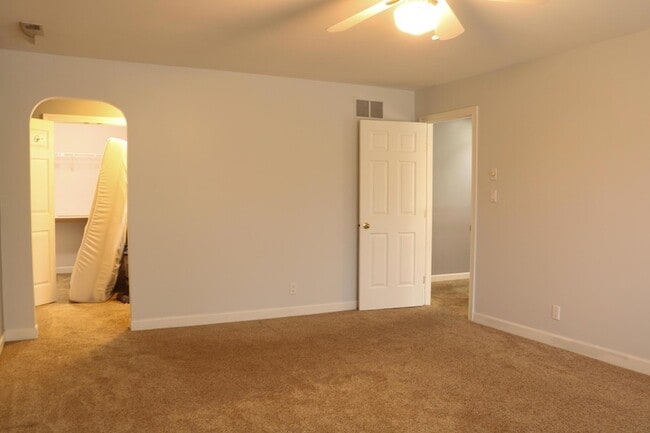 Building Photo - 1621 Santa Ana Ct