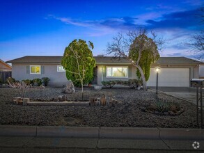 Building Photo - Charming 3 bed / 2 bath | SE Rio Rancho