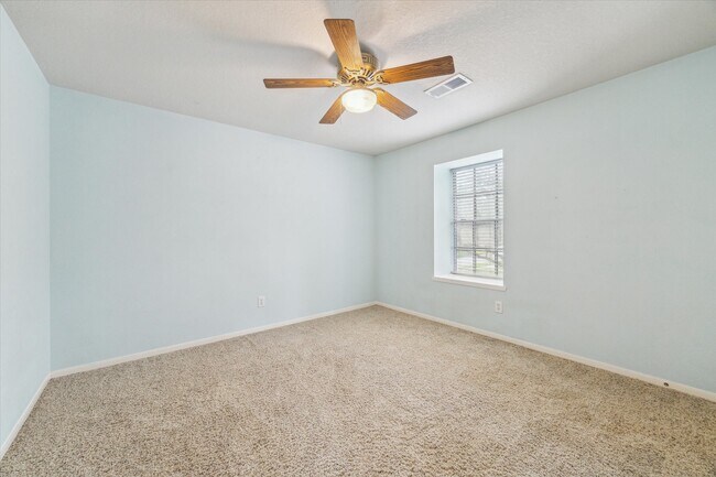 Building Photo - 13907 Carrington Ln