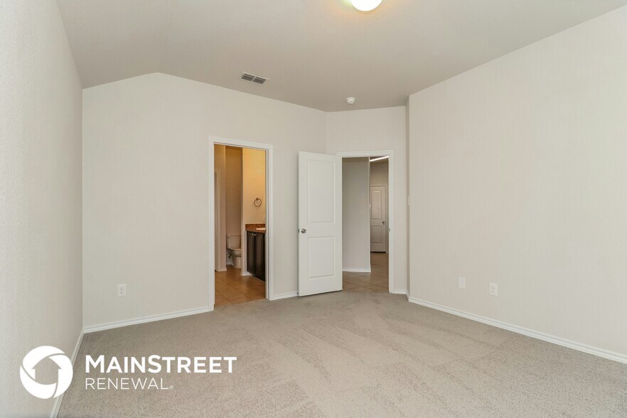 Building Photo - 2604 Mill Springs Pass