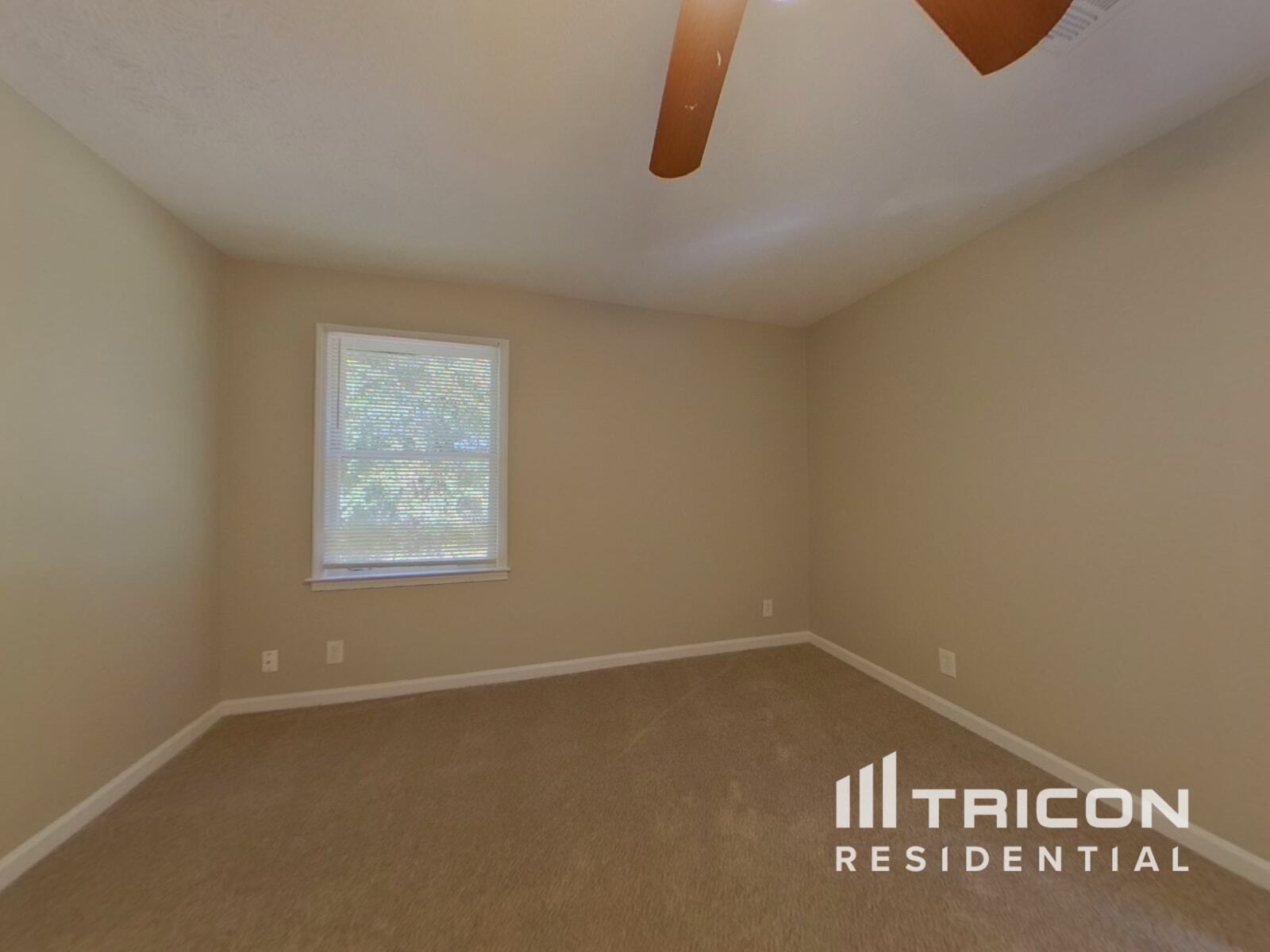 Building Photo - 5823 Williamsburg Dr NW