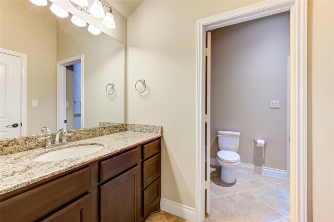 Building Photo - 4623 Montcliff Bend Ln