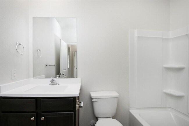 Building Photo - 460 Lone Rider Dr