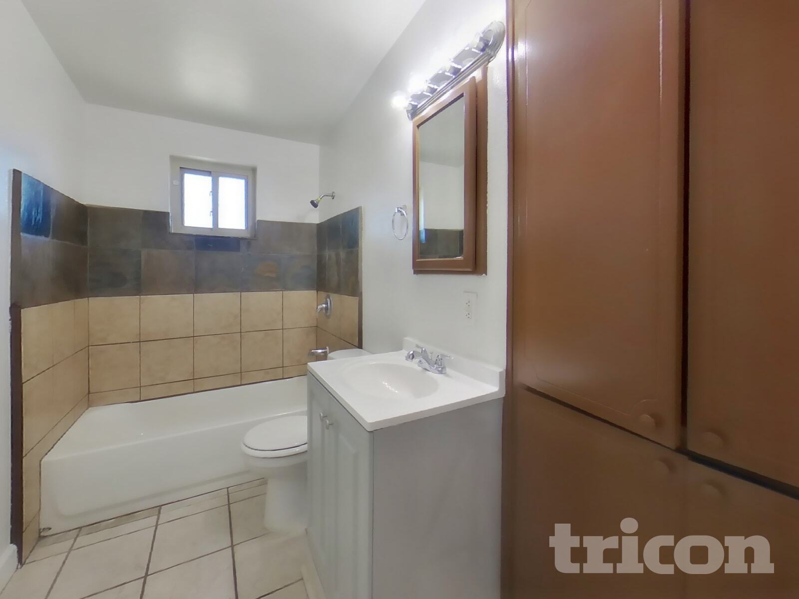 Building Photo - 2932 W Caribbean Ln