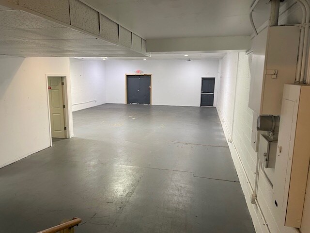 Building Photo - 1537 1st Ave SE