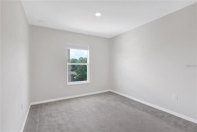 Building Photo - 4225 Beargrass St
