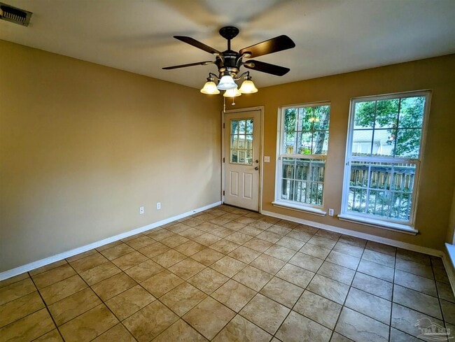 Building Photo - 9150 Stillbridge Ln