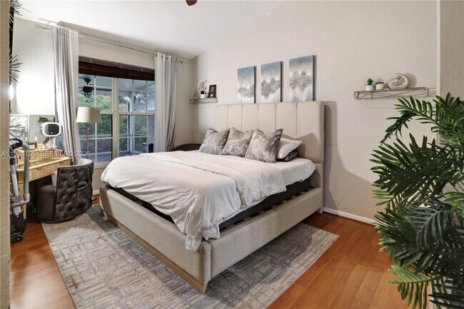 Building Photo - 1706 NW 78th Way