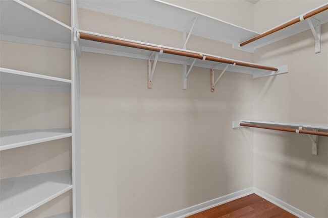 Building Photo - 4220 John's Light Dr