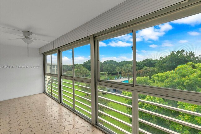 Building Photo - 2504 Antigua Terrace