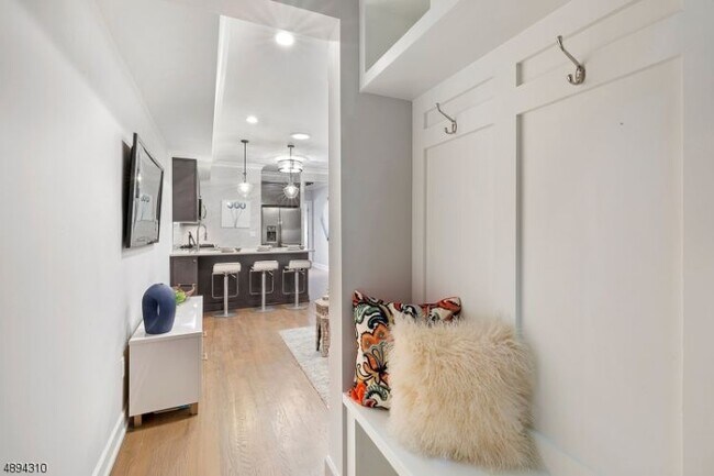 Building Photo - 409 Westfield Ave