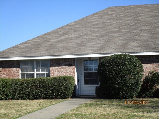Building Photo - 3112 Inglewood St