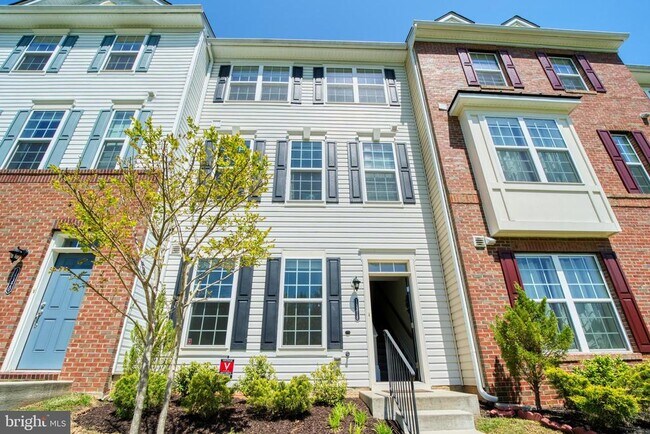 Building Photo - 18318 Woodhouse Ln