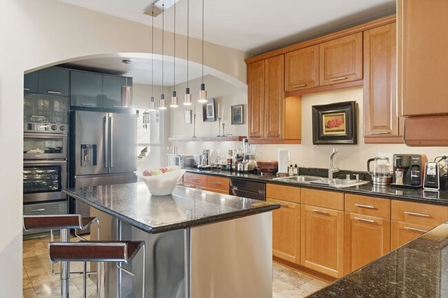 Building Photo - Fully Furnished 2BR + Media Room • 2BA Single-Family Home Near McLaren Park