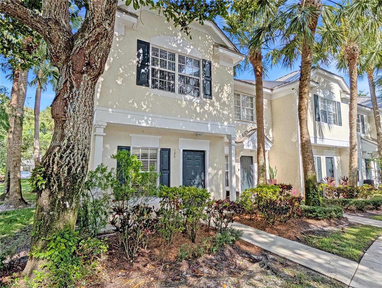 Building Photo - 180 SW 96th Ter