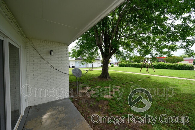 Building Photo - 3382 McGehee Rd