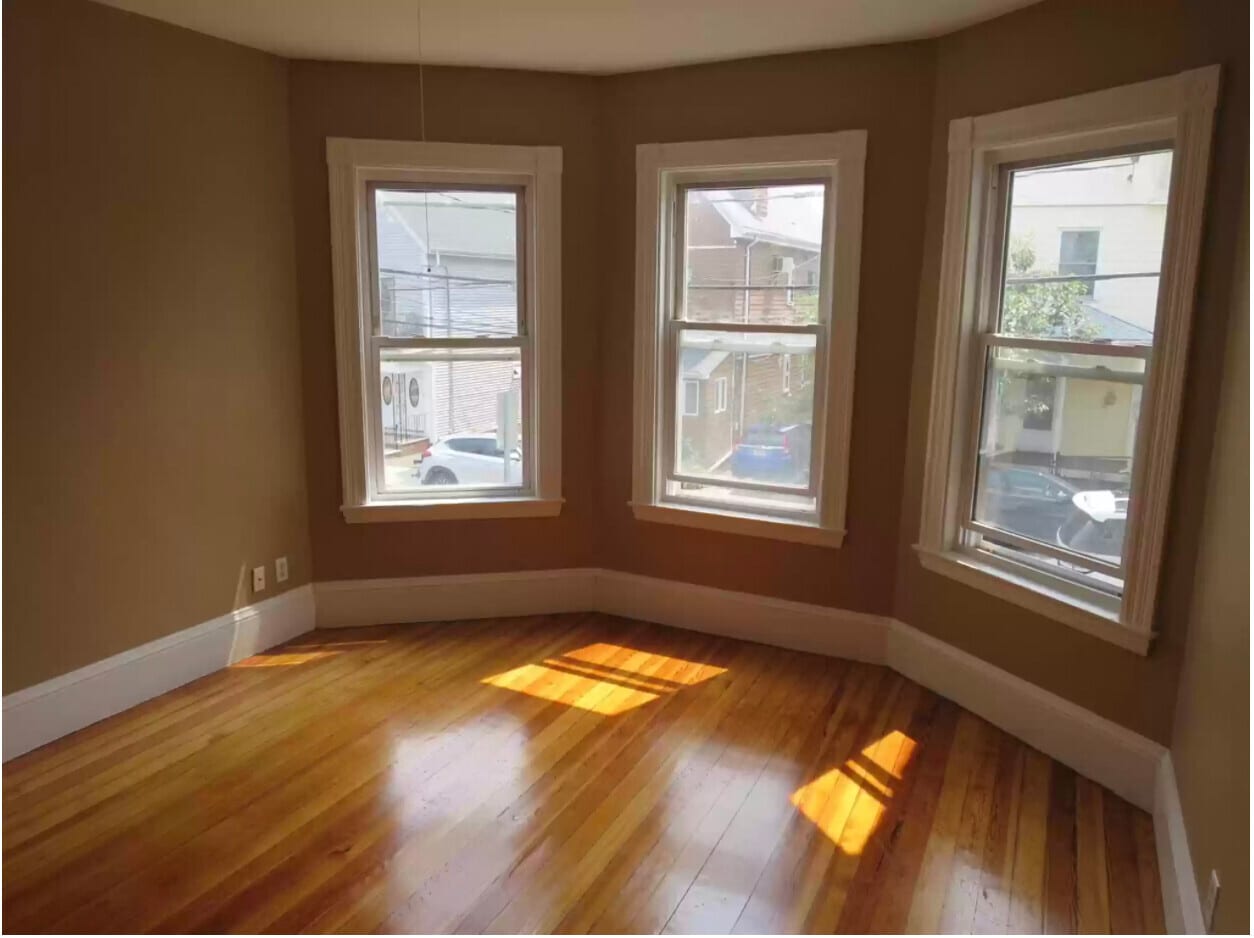 Building Photo - 15 Atherton St