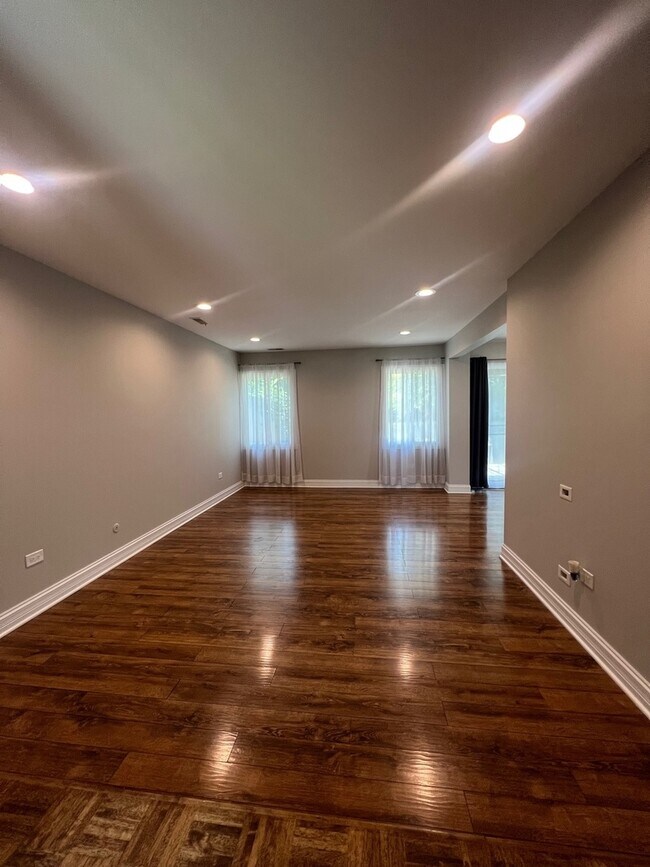 Building Photo - 1467 Chippewa Trail