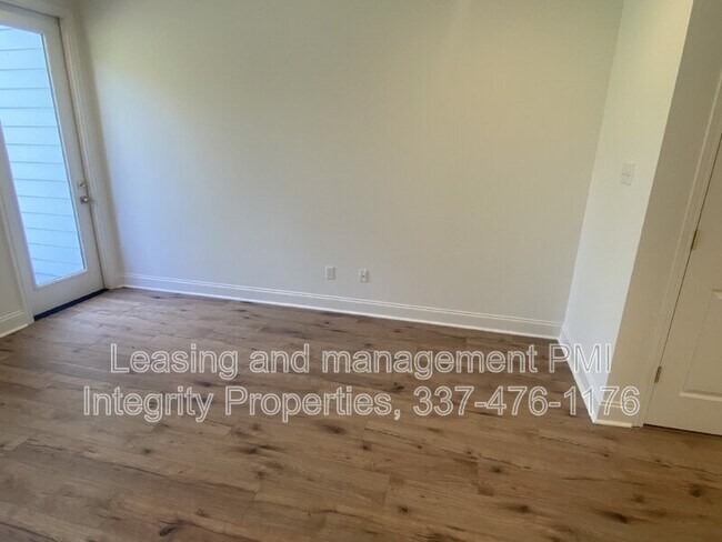 Building Photo - 8550 Cat Rd