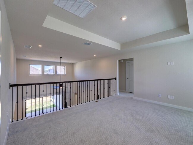 Building Photo - 1929 Montella Wy