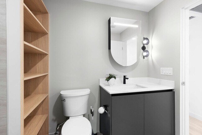 Building Photo - 7144 Byron Ave