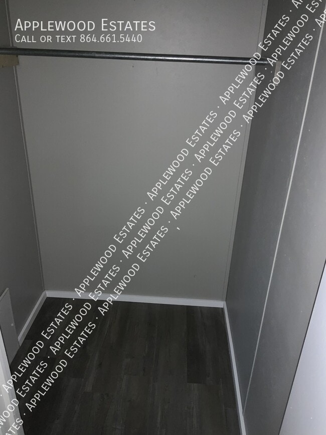 Building Photo - 253 Pebble Rock Cir