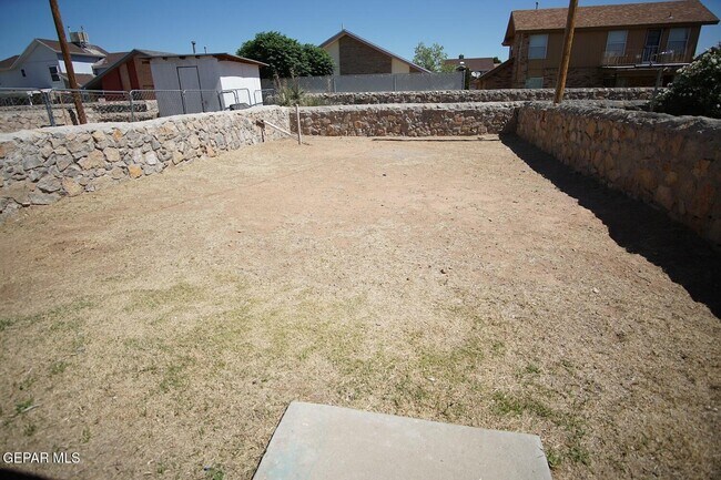 Building Photo - 5751 Sean Haggerty Dr