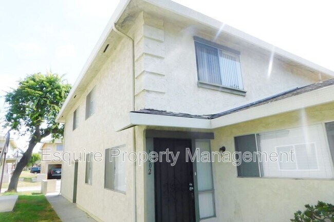 Building Photo - 1202 Portola Rd