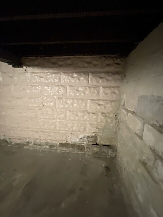 Building Photo - 618 Penn Ave