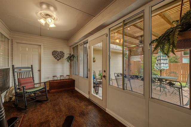 Building Photo - 3726 Pensacola Dr